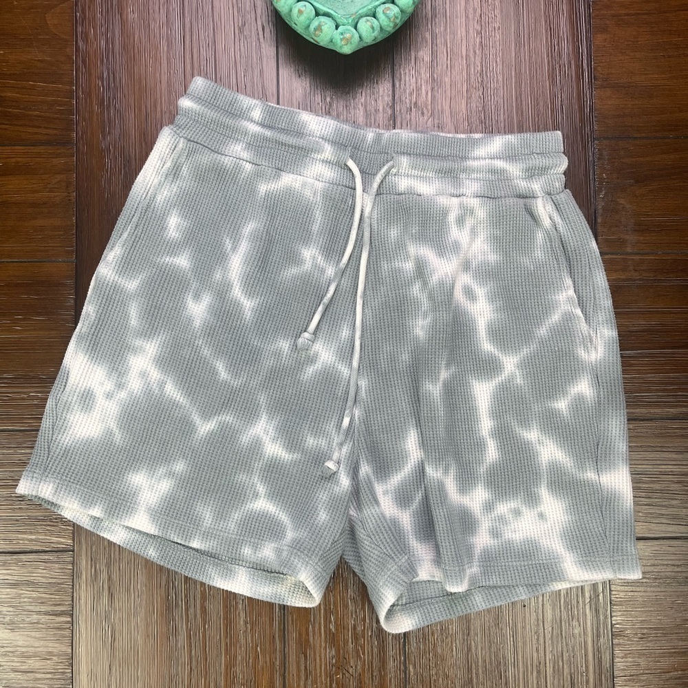 Anthropologie Saturday Sunday Tie Dye High Rise Shorts Size‎ Small